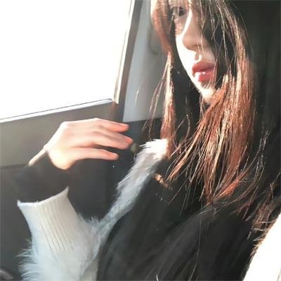 伴游女王